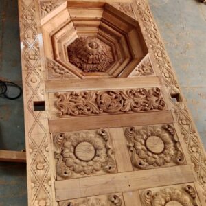 Hand carved wooden raja nilai