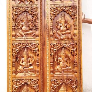 Hand Carved Wooden raja nilai